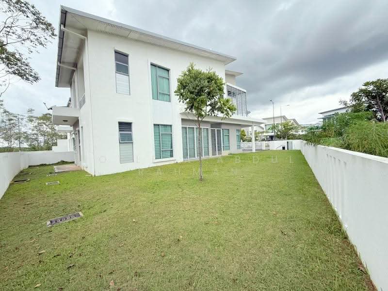Bungalow House for Rent in Nilai (Negeri Sembilan) - Norlela Abdul Rahman - Exterior - PropertyGuru.com.my