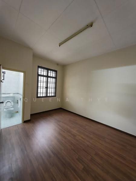 2-storey Terraced House for Sale in Taman Desa Tebrau (Tebrau) - Queena Thye - Bathroom - PropertyGuru.com.my