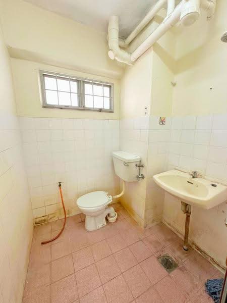 Apartment for Sale at Taman Cahaya - WAYNE SHENG - Bath 1 - PropertyGuru.com.my