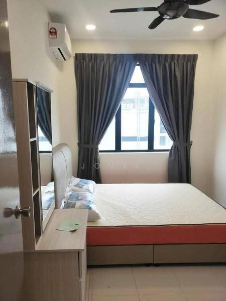 Kediaman Servis untuk Dijual di Jentayu Residensi @ Tampoi - Jovel Lim - Bedroom - PropertyGuru.com.my