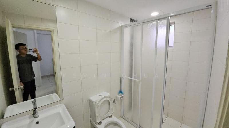 Kediaman Servis untuk Disewa di Greenfield Regency - Kevin Chua - Bathroom - PropertyGuru.com.my