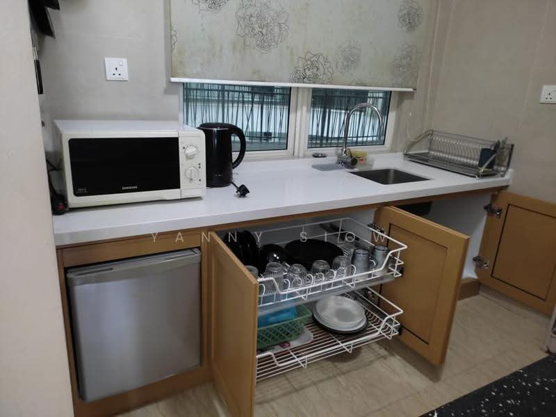 Service Residence for Sale at 231 TR Serviced Suite - Yanny Siow - Kitchen - PropertyGuru.com.my