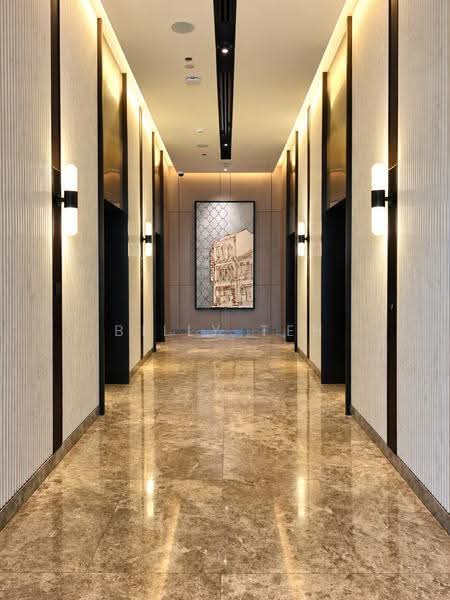 Kediaman Servis untuk Dijual di Marriott Residence @ Gurney - Billy Teh - Corridor - PropertyGuru.com.my