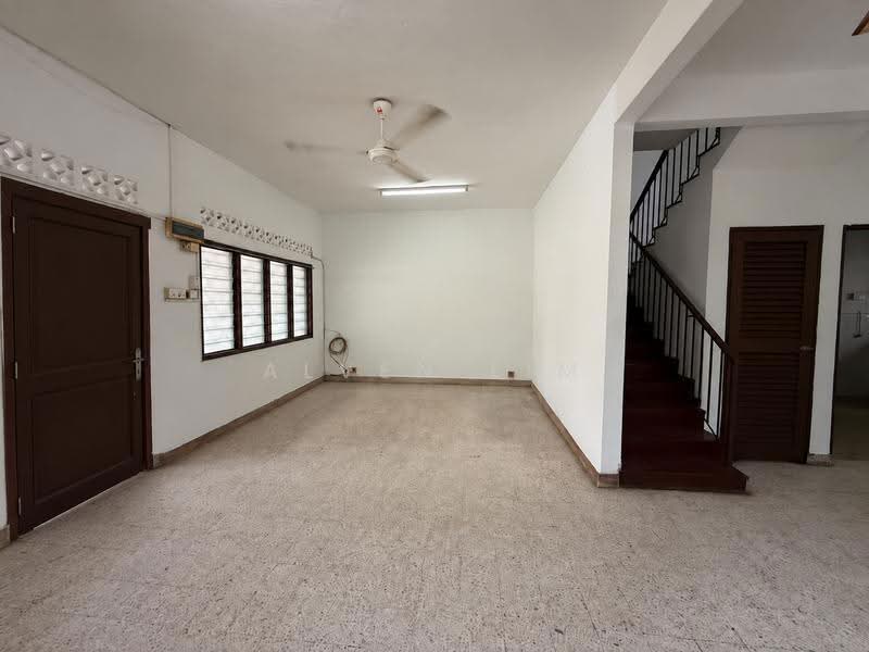 Rumah Teres 2-Tingkat untuk Dijual di Taman Petaling (Kepong) - Alven Lim - Living Room - PropertyGuru.com.my