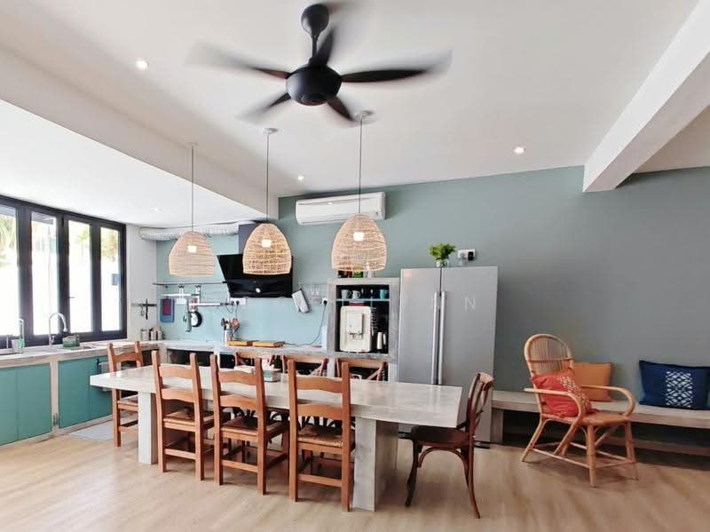 3-storey Terraced House for Rent in Batu Ferringhi (Penang) - Jocellynn Lee - PropertyGuru.com.my