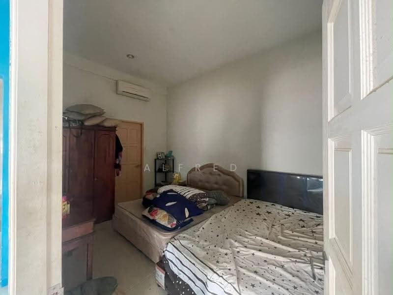 1-storey Terraced House for Sale in Kota Samarahan (Sarawak) - Alfred Chua - Bedroom - PropertyGuru.com.my