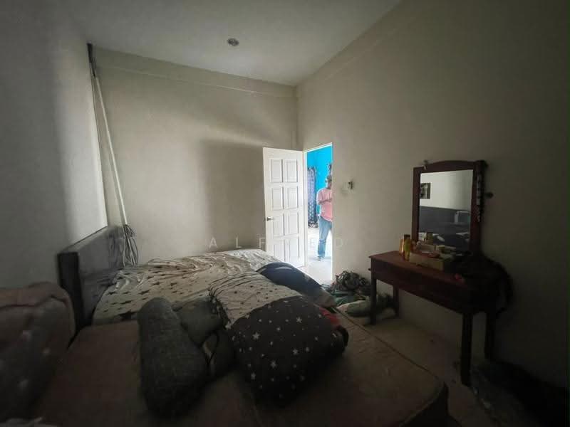 1-storey Terraced House for Sale in Kota Samarahan (Sarawak) - Alfred Chua - Bedroom - PropertyGuru.com.my
