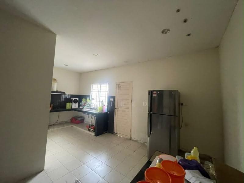1-storey Terraced House for Sale in Kota Samarahan (Sarawak) - Alfred Chua - Kitchen - PropertyGuru.com.my