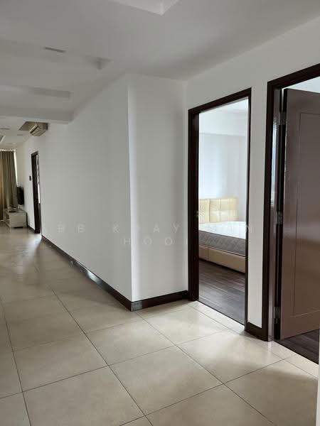 Kondominium untuk Dijual di Pearl Regency - BB Koay Min Hooi - Corridor - PropertyGuru.com.my