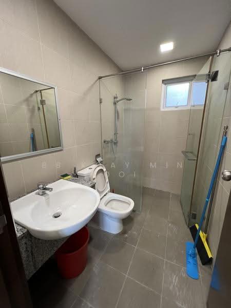 Kondominium untuk Dijual di Pearl Regency - BB Koay Min Hooi - Bathroom - PropertyGuru.com.my