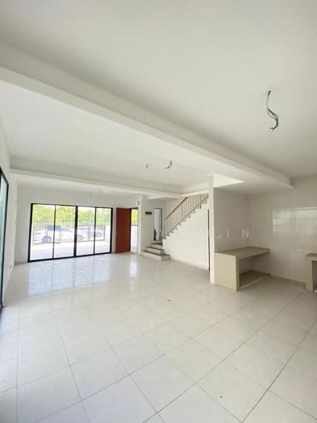 Rumah Teres 2-Tingkat untuk Dijual di Taman Tawas Mewah (Ipoh) - Sum Wai Kin - Living Room - PropertyGuru.com.my
