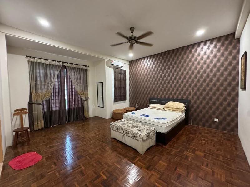 2-storey Terraced House for Sale in Taman Uni Garden (Samarahan) - Alfred Chua - Bedroom - PropertyGuru.com.my