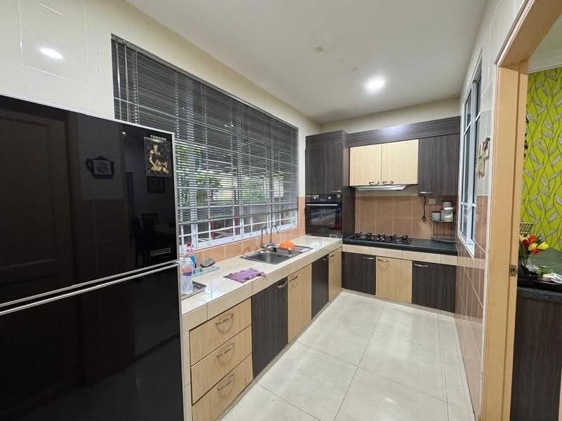 2-storey Terraced House for Sale in Taman Uni Garden (Samarahan) - Alfred Chua - Kitchen - PropertyGuru.com.my