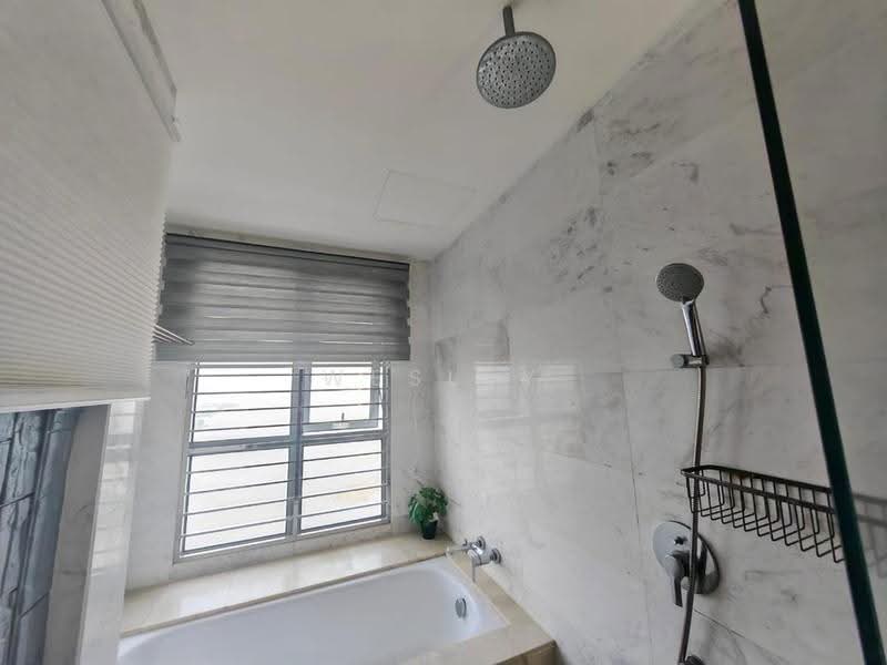 Kondominium untuk Disewa di Silverscape Residences - Wesley Tan - Bathroom - PropertyGuru.com.my