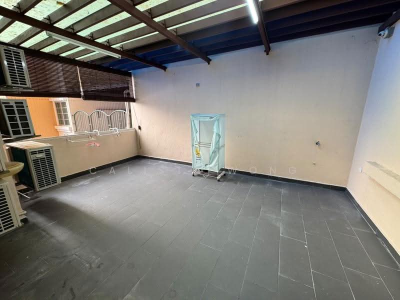 Kondominium untuk Disewa di Continental Heights - Calista Wong - Balcony - PropertyGuru.com.my