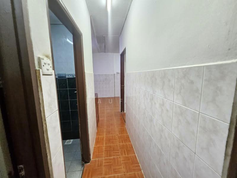 Rumah Teres 1-Tingkat untuk Dijual di Taman Tuanku Jaafar (Sungai Gadut) - Naufal Ahmad Azahari - PropertyGuru.com.my