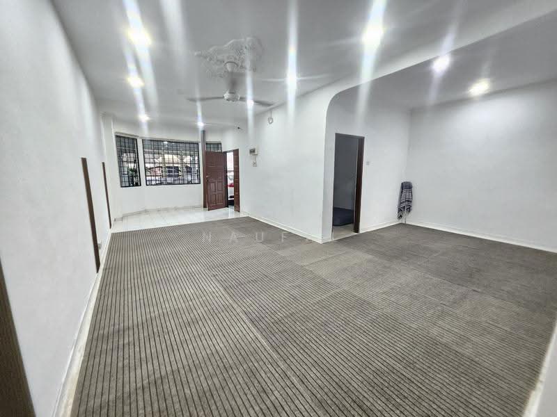Rumah Teres 1-Tingkat untuk Dijual di Taman Tuanku Jaafar (Sungai Gadut) - Naufal Ahmad Azahari - PropertyGuru.com.my
