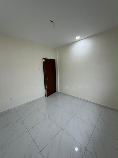Rumah Flat untuk Dijual di Setia Indah Flat - Yuki Cheng - Interior - PropertyGuru.com.my