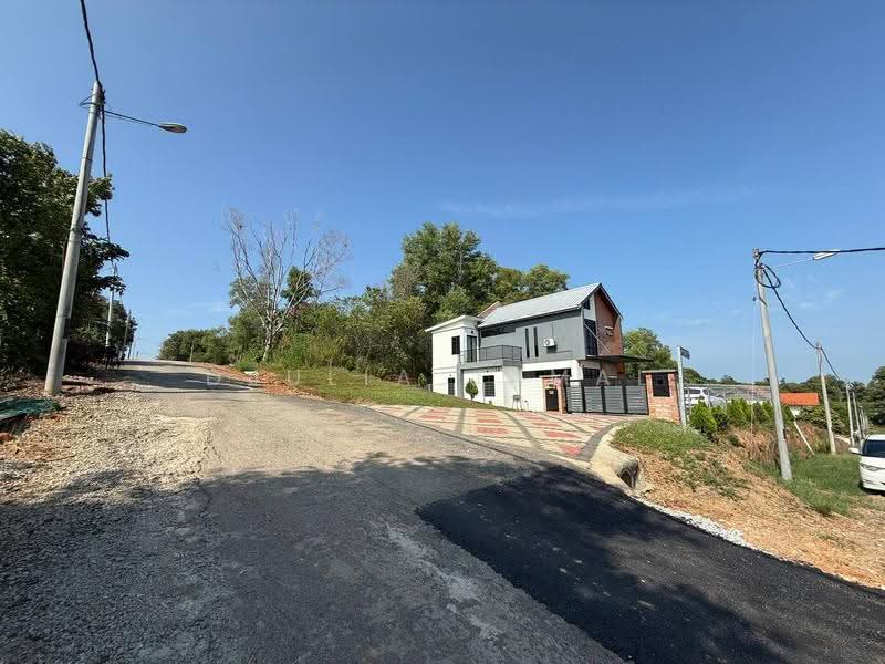 Residential Land for Sale in Dengkil (Selangor) - DJULIA JAMAL - Exterior - PropertyGuru.com.my