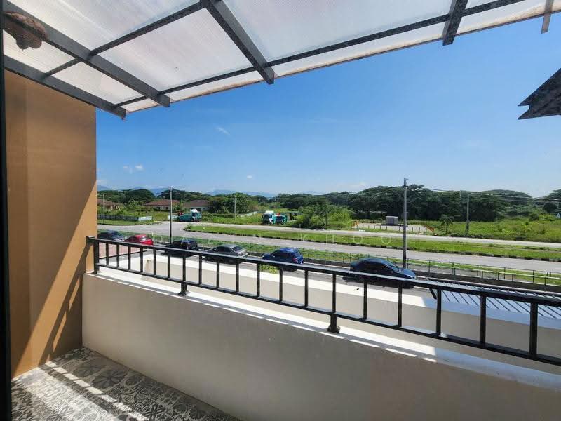 Rumah Teres 2-Tingkat untuk Dijual di Bandar Tasek Idaman (Batu Gajah) - Qazin Khoo - Balcony - PropertyGuru.com.my