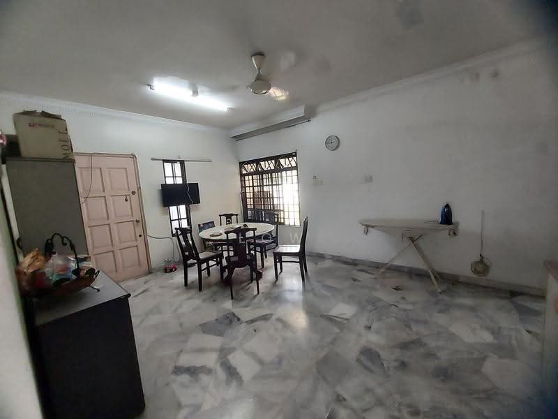 Rumah Berkembar untuk Dijual di Bandar Baru Sri Petaling (Sri Petaling) - LOW WK - Living Room - PropertyGuru.com.my