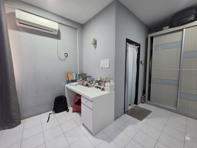 Rumah Teres 2-Tingkat untuk Dijual di Taman Putri Kulai (Kulai) - See Yin . - Study - PropertyGuru.com.my