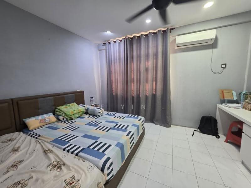 Rumah Teres 2-Tingkat untuk Dijual di Taman Putri Kulai (Kulai) - See Yin . - Bedroom - PropertyGuru.com.my