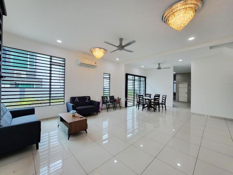 Semi-Detached House for Sale in Bandar Lahat Mines (Lahat) - Qazin Khoo - Living Room - PropertyGuru.com.my