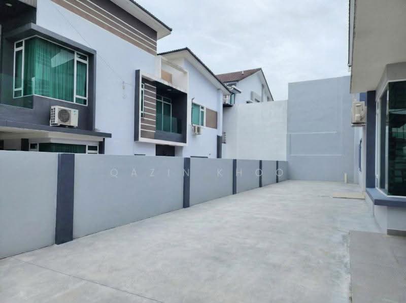 Semi-Detached House for Sale in Bandar Lahat Mines (Lahat) - Qazin Khoo - Exterior - PropertyGuru.com.my