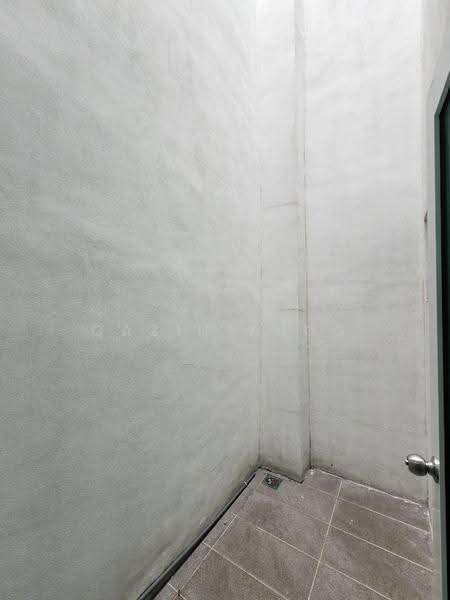 Semi-Detached House for Sale in Bandar Lahat Mines (Lahat) - Qazin Khoo - Bathroom - PropertyGuru.com.my