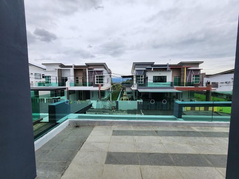 Semi-Detached House for Sale in Bandar Lahat Mines (Lahat) - Qazin Khoo - Exterior - PropertyGuru.com.my