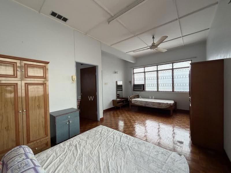 Bungalow House untuk Dijual di Tanjung Bungah (Penang) - Lewis Kam - PropertyGuru.com.my