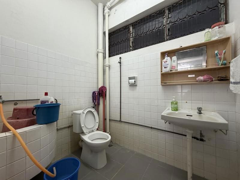 Bungalow House untuk Dijual di Tanjung Bungah (Penang) - Lewis Kam - Bathroom - PropertyGuru.com.my
