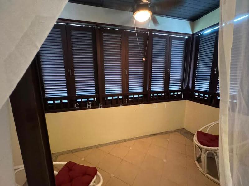 Rumah Teres 3-Tingkat untuk Dijual di Tanjung Bungah (Penang) - Chris Ooi - Balcony - PropertyGuru.com.my