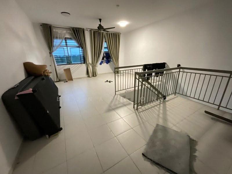 3-storey Terraced House for Sale in Taman Kundang Jaya (Rawang) - Bernard Ong - Interior - PropertyGuru.com.my