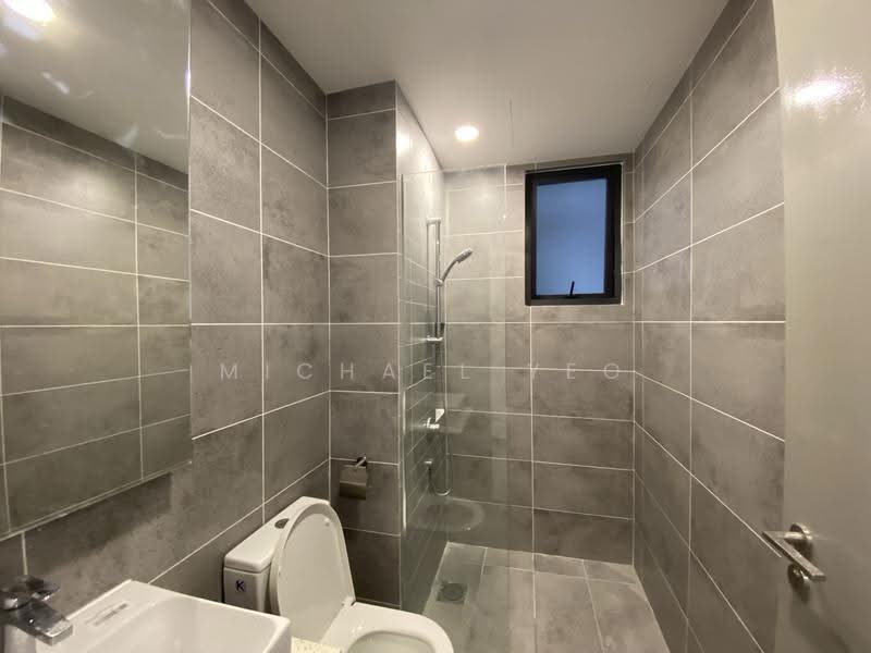 Service Residence for Rent at Millerz Square Serviced Residence - Michael Yeo - Shared Bathroom - PropertyGuru.com.my