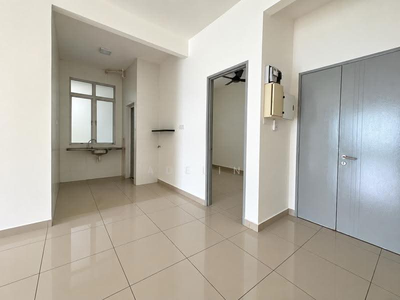 Kediaman Servis untuk Dijual di BM City Suites @ BM City Mall - Adelin Teh - Interior - PropertyGuru.com.my