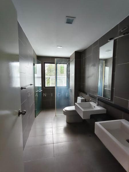 2-storey Terraced House for Sale in Jade Hills (Kajang) - Janice Lau - Bathroom - PropertyGuru.com.my