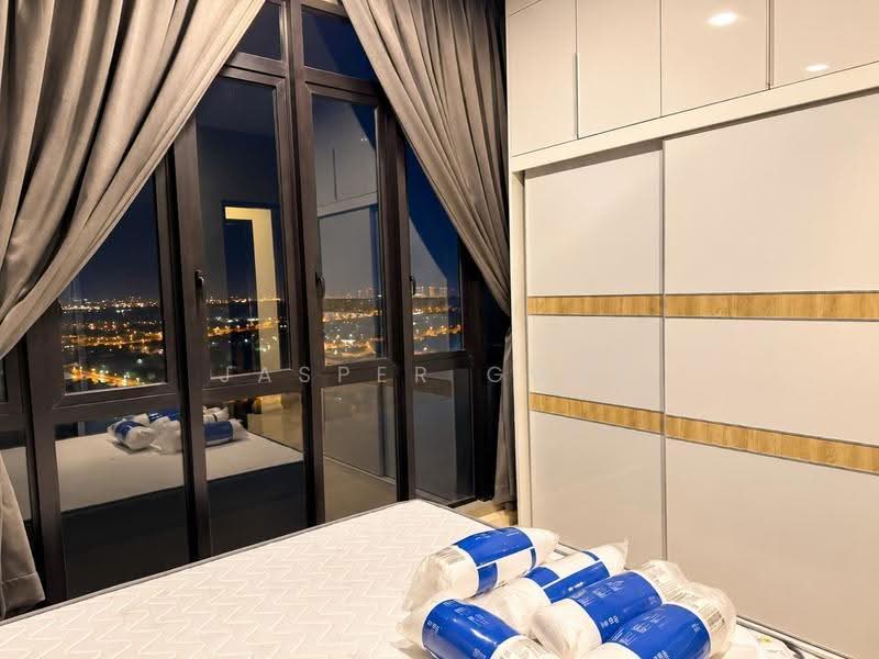 Kediaman Servis untuk Dijual di D'Pristine - Jasper Gwee - Bedroom - PropertyGuru.com.my