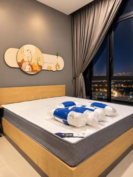 Kediaman Servis untuk Dijual di D'Pristine - Jasper Gwee - Bedroom - PropertyGuru.com.my