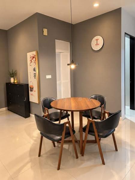 Kediaman Servis untuk Dijual di D'Pristine - Jasper Gwee - Dining Room - PropertyGuru.com.my