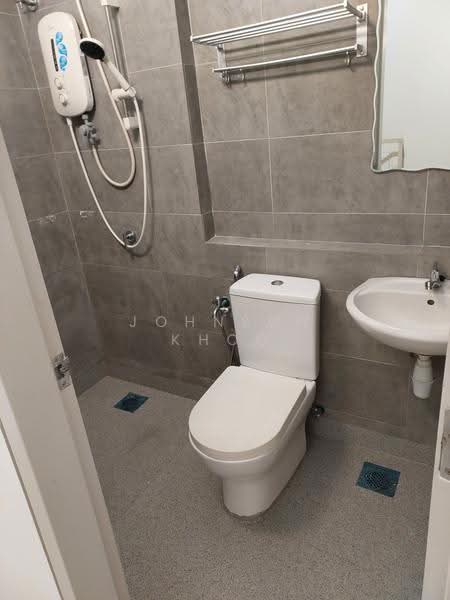 Kediaman Servis untuk Dijual di The New Duo @ Edumetro - Johnson Khoo - Bathroom - PropertyGuru.com.my