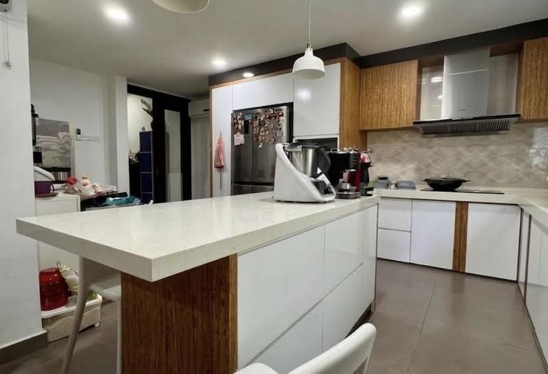 Rumah Teres 2-Tingkat untuk Dijual di Bandar Tun Hussein Onn (Cheras) - Michelle Siow - Kitchen - PropertyGuru.com.my