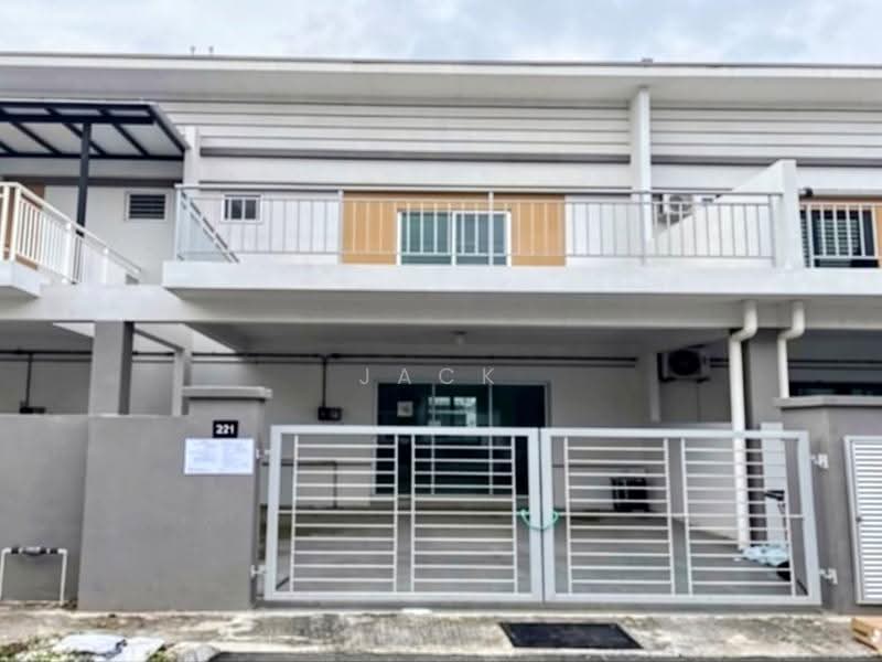 2-storey Terraced House for Sale in Taman Bakti YNS (Labu) - Jack Chia - Exterior - PropertyGuru.com.my