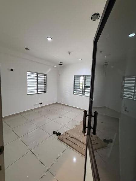 Warehouse for Rent in Butterworth (Penang) - Alex Lim - Interior - PropertyGuru.com.my