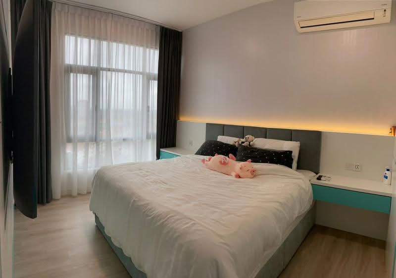Kediaman Servis untuk Disewa di Molek Regency - Vlien Lua - PropertyGuru.com.my