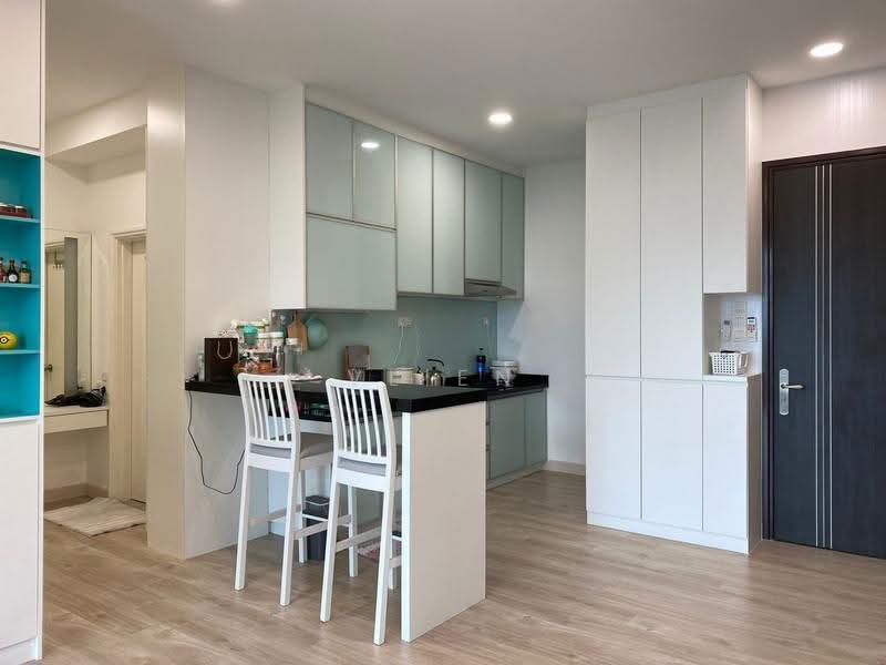 Kediaman Servis untuk Disewa di Molek Regency - Vlien Lua - PropertyGuru.com.my