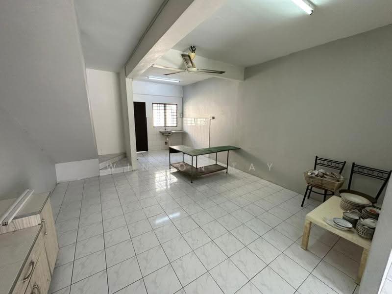 2-storey Terraced House for Sale in Bandar Sungai Long (Selangor) - Winson Tay - Kitchen - PropertyGuru.com.my