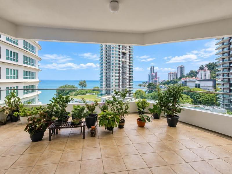 Kondominium untuk Dijual di The Cove Condominium - Billy Teh - Balcony - PropertyGuru.com.my