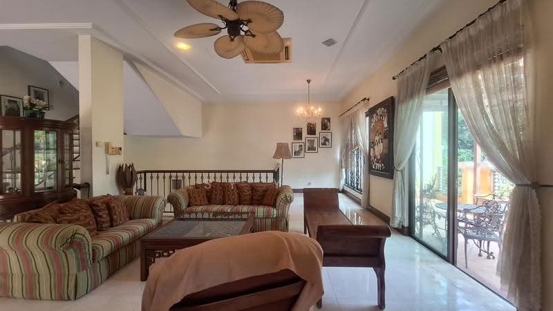 Bungalow House for Sale in Seputeh (Kuala Lumpur) - SY Yen - Living Room - PropertyGuru.com.my